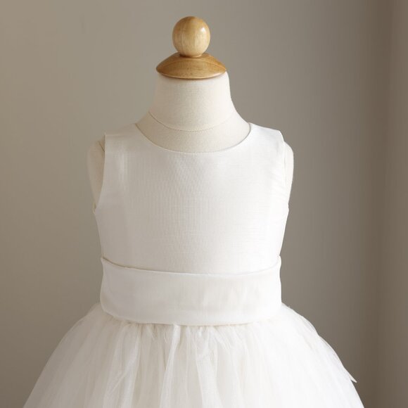 Ivory/Soft White Formal Flower Girl Dress Silk Tulle Special Occasion Size 6 NWT - Picture 4 of 5